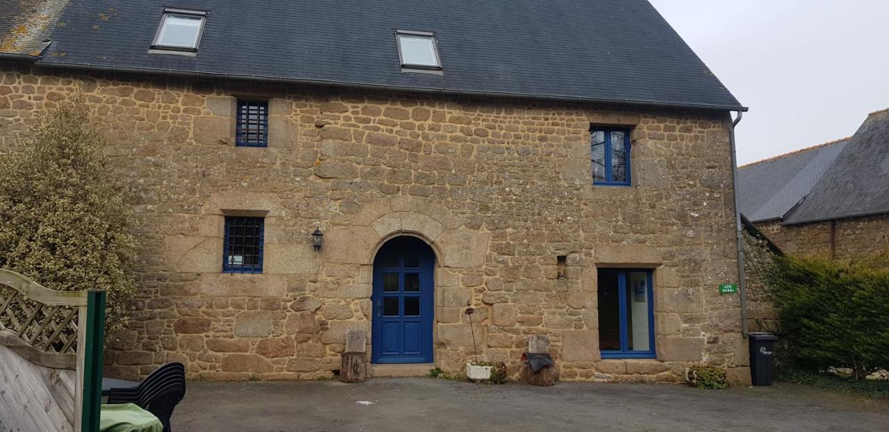 Villa La Campagne Bretonne Parigné Exterior foto